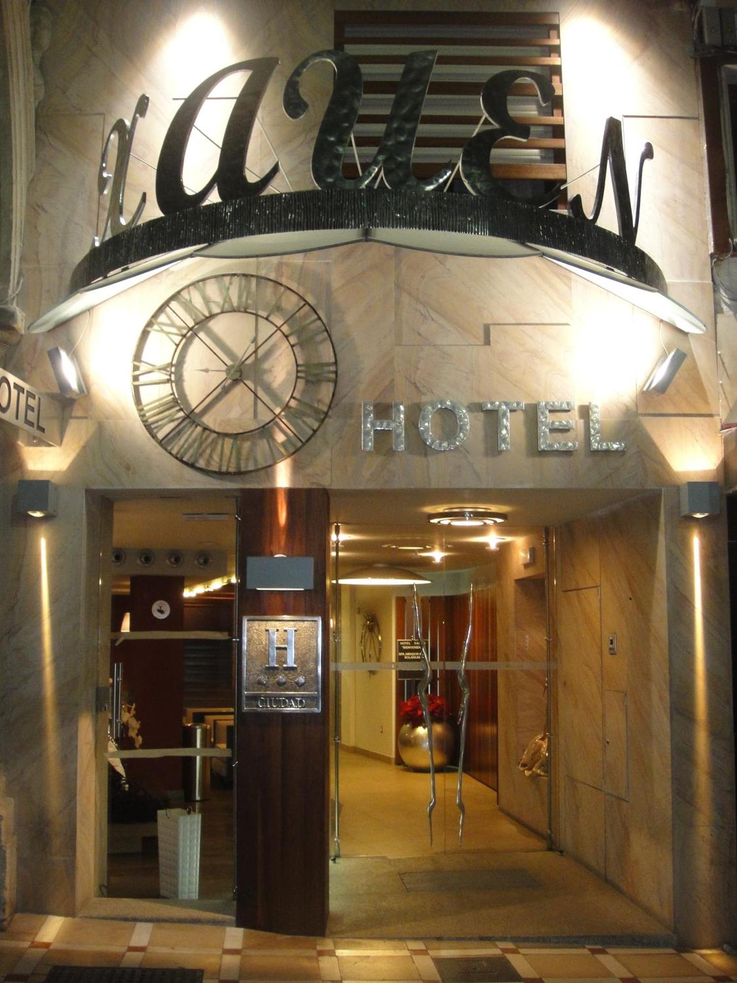 Hotel Xauen Jaén Extérieur photo